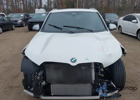 2023 BMW X1 xDrive28I z USA, uszkodzony, nr VIN WBX73EF0XP5X01588